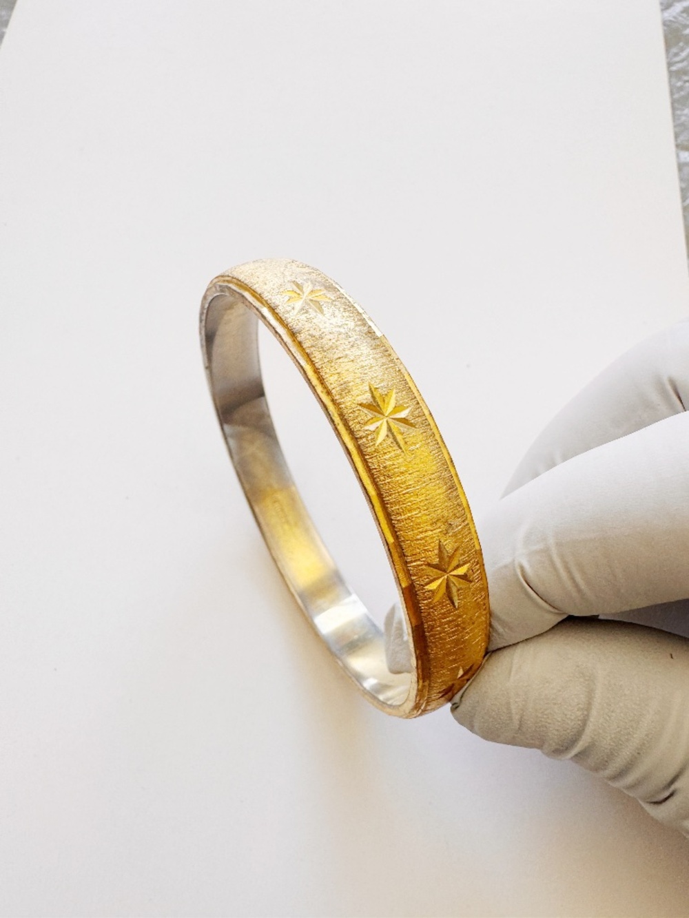 Vintage MONET Gold Tone Starburst Brushed Bangle Bracelet 6.25”